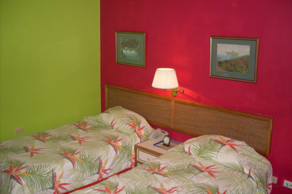 Coral Cove Marina Hotel Chaguaramas Kültér fotó
